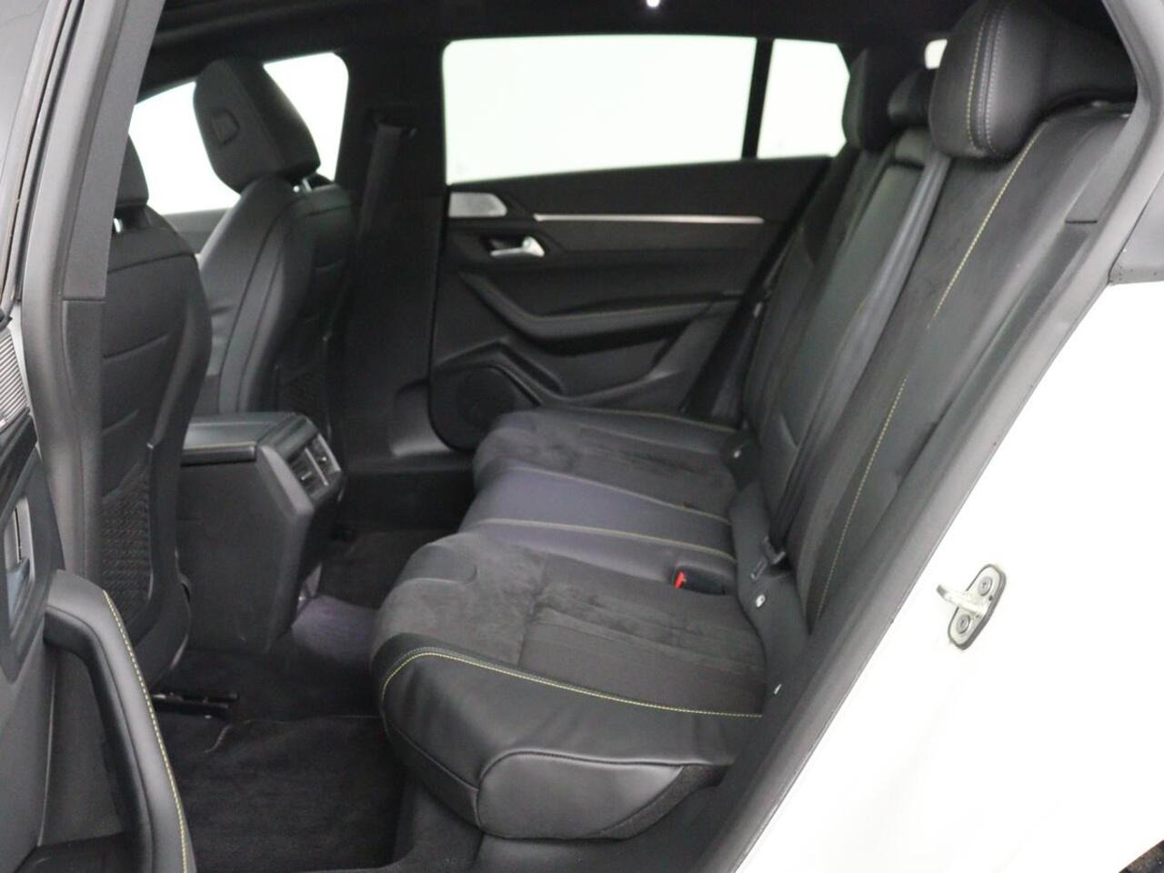 Peugeot 508 1.6 HYbrid Peugeot Sport Engineered | 360pk | Panoramadak | Alcantara | Focal Sound | Stoelverwarming | 360 Camera | Massage | Memory | Sfeerverlichting | Adaptive cruise | PSE | PHEV | Plug In