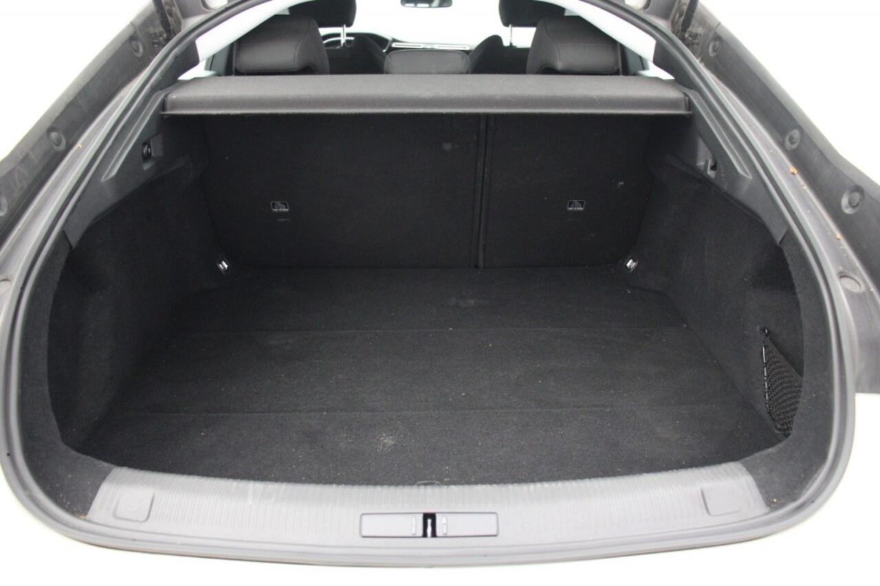 Peugeot 508 Sedan 1.2 PureTech Automaat Business - Carplay, Camera, Trekhaak