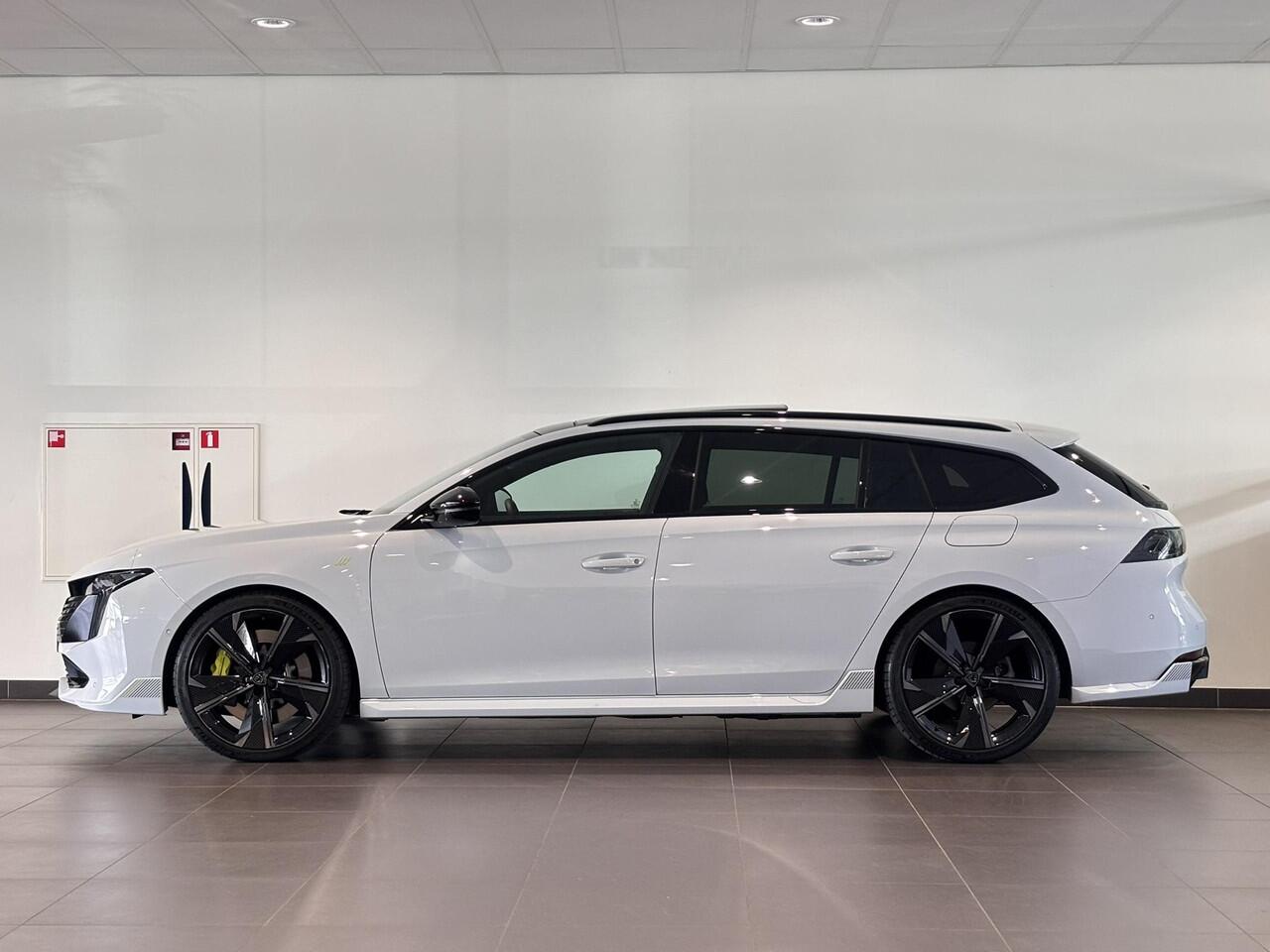 Peugeot 508 SW PSE by Peugeot Sport HYbrid 360pk 4x4 | SCHUIF/KANTELDAK | HANDSFREE A.KLEP | 360° CAMERA | ALCANTARA/LEDER | NAVI | DAB+ |