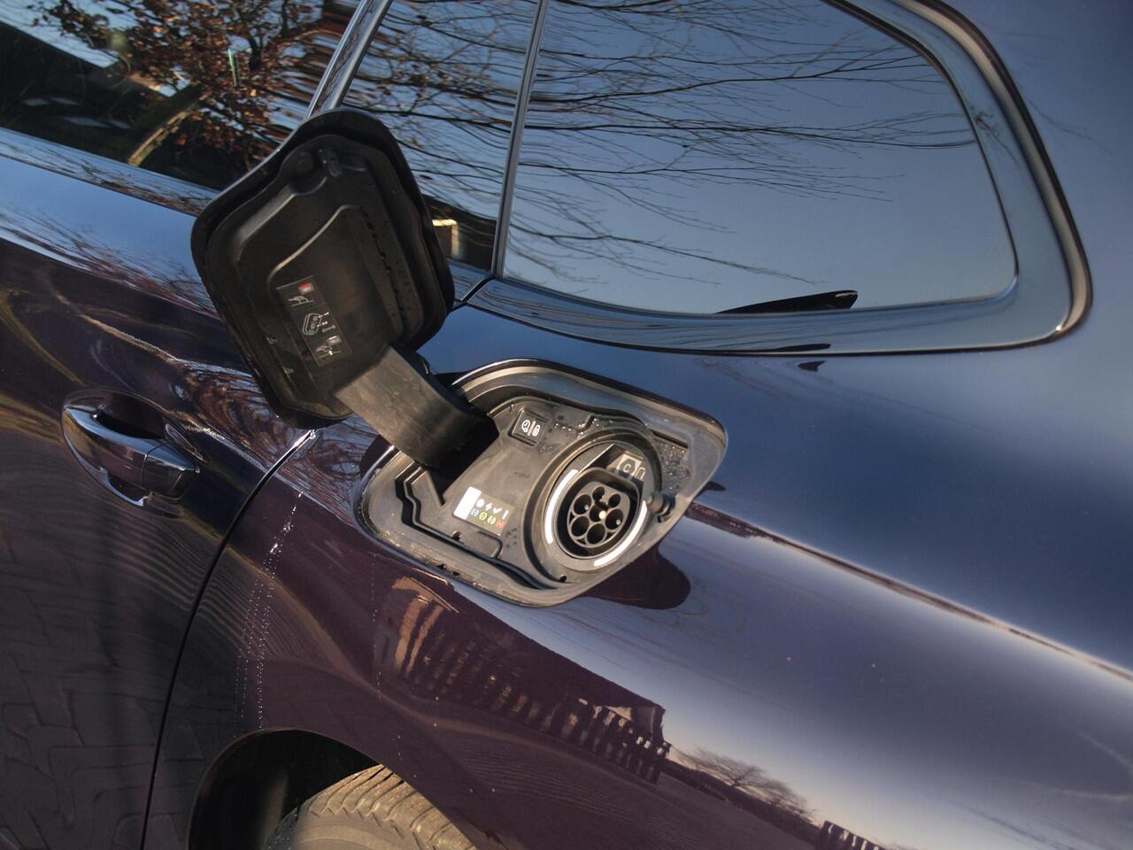 Peugeot 508 SW 1.6 HYbrid Allure Pack Business | Camera | Apple Carplay | Cruise Control | Virtual Cockpit | NL-Auto |