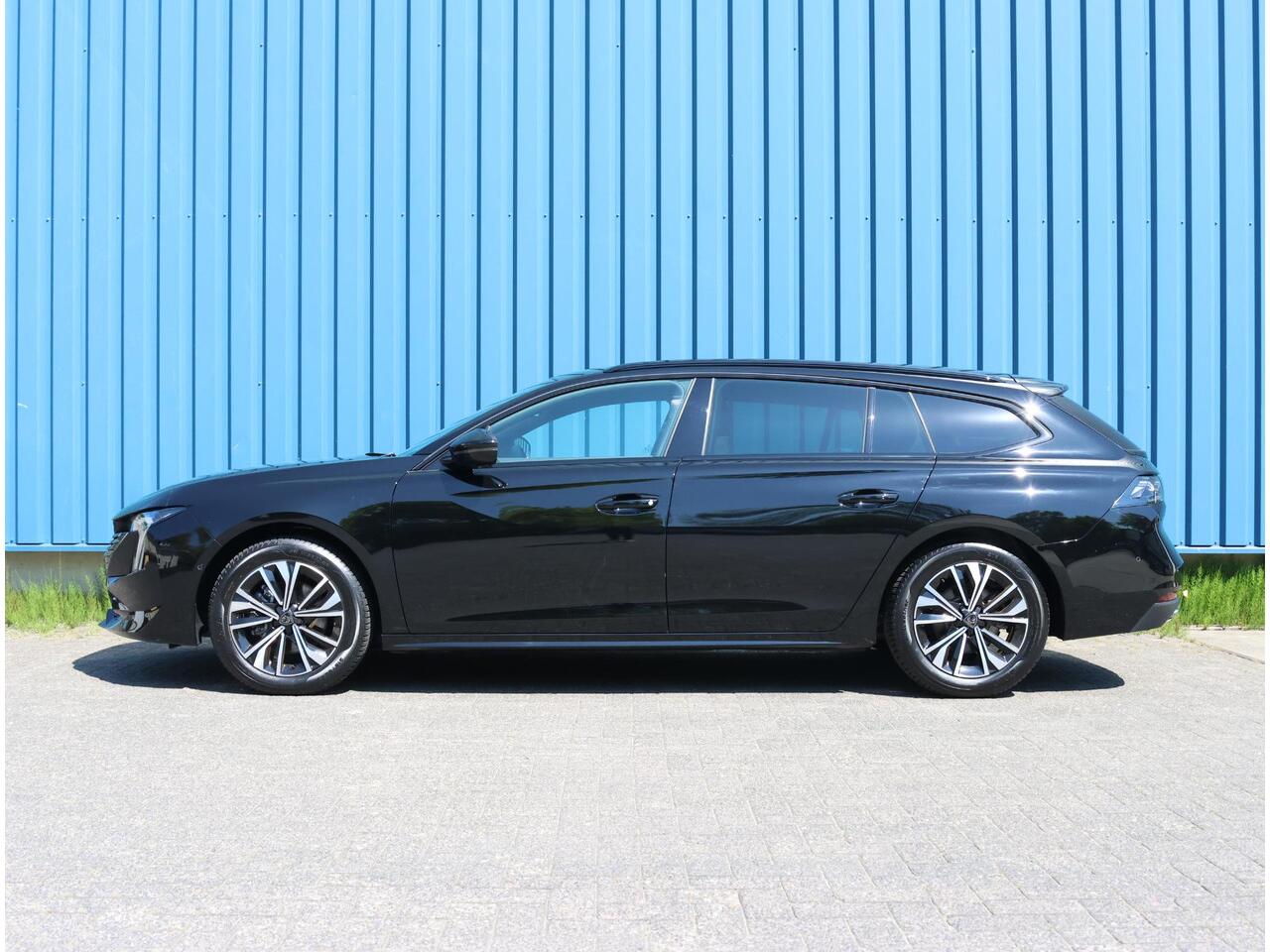 Peugeot 508 SW 1.2 130PK Allure | Navigatie | 360'camera | Parkeersensoren | Keyless | Matrix LED Koplampen | Dodehoek Detectie | Climate Control | Adaptieve Cruise Control | Stoelverwarming | 17" LMV | Apple Carplay/Android Auto |