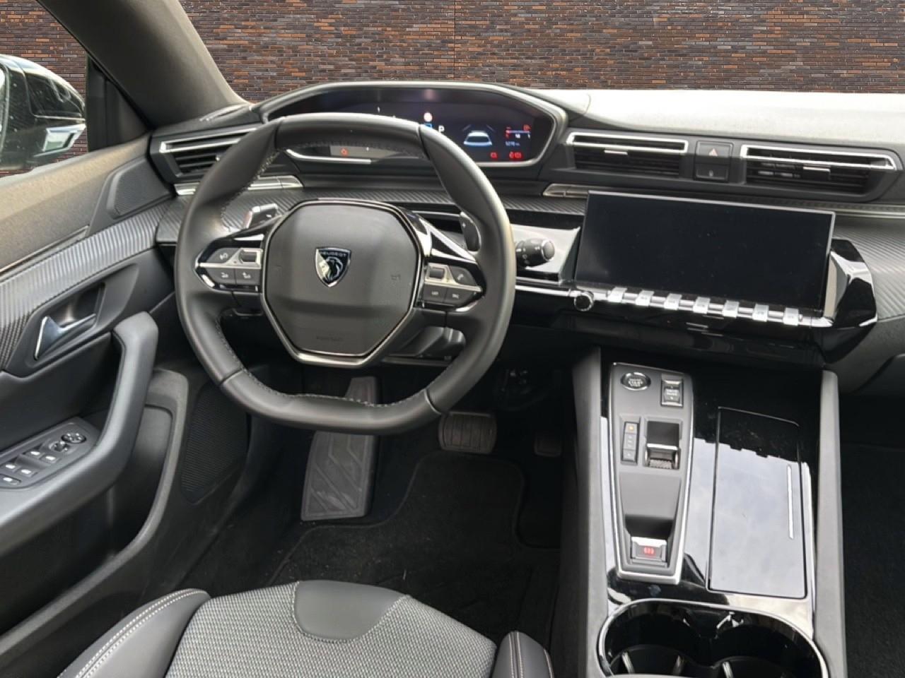Peugeot 508 SW 1.6 HYbrid 225 Allure 5200KM!!!