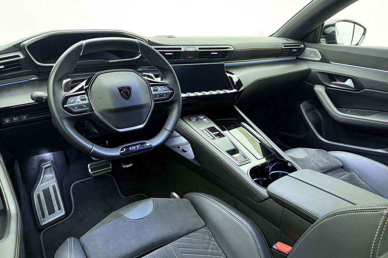 Peugeot 508 SW 1.6 HYbrid 225 GT | Adaptieve cruise | Stoelverwarming | Focal | Sportstoelen | Navi | All season banden | Trekhaak