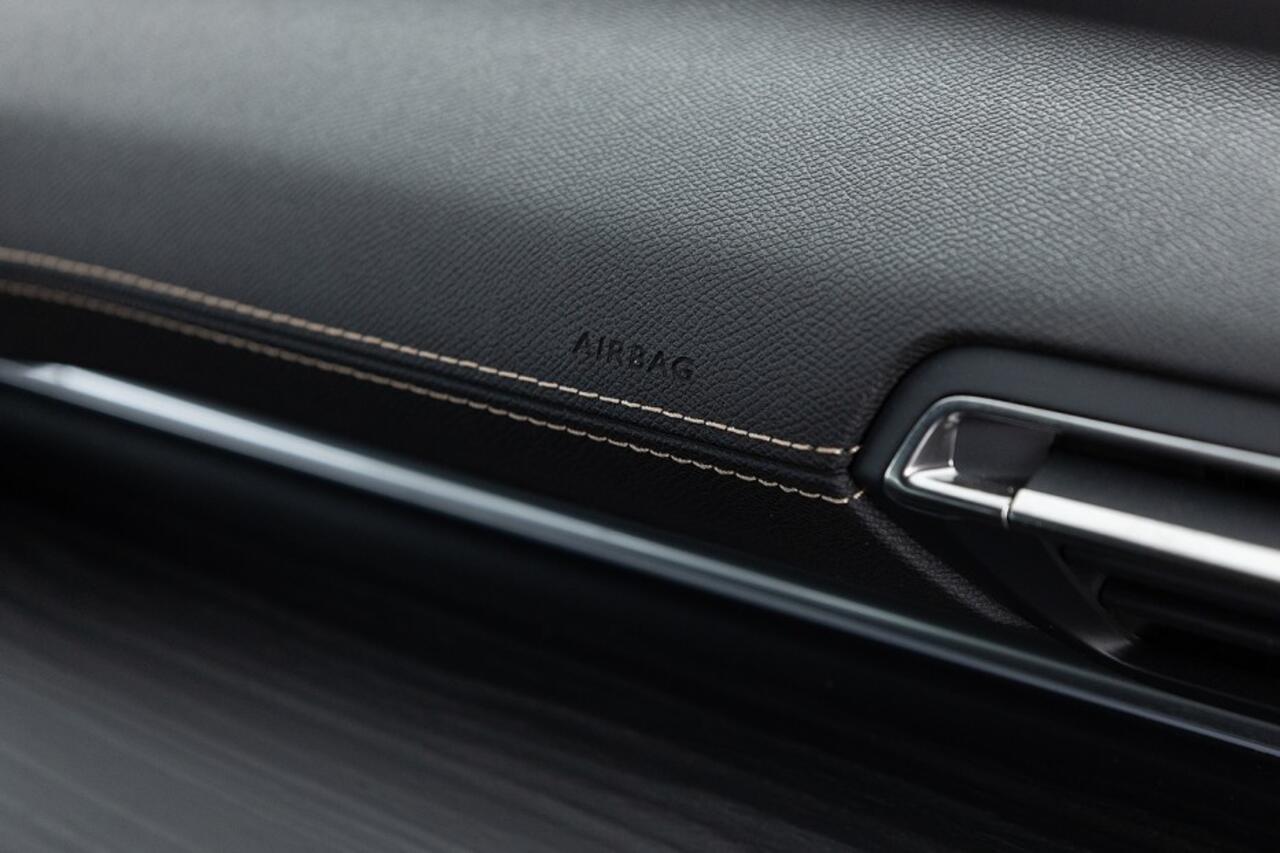 Peugeot 508 Plug-in HYbrid 225PK e-EAT8 GT | LEDER | EL. STOELEN | CAMERA