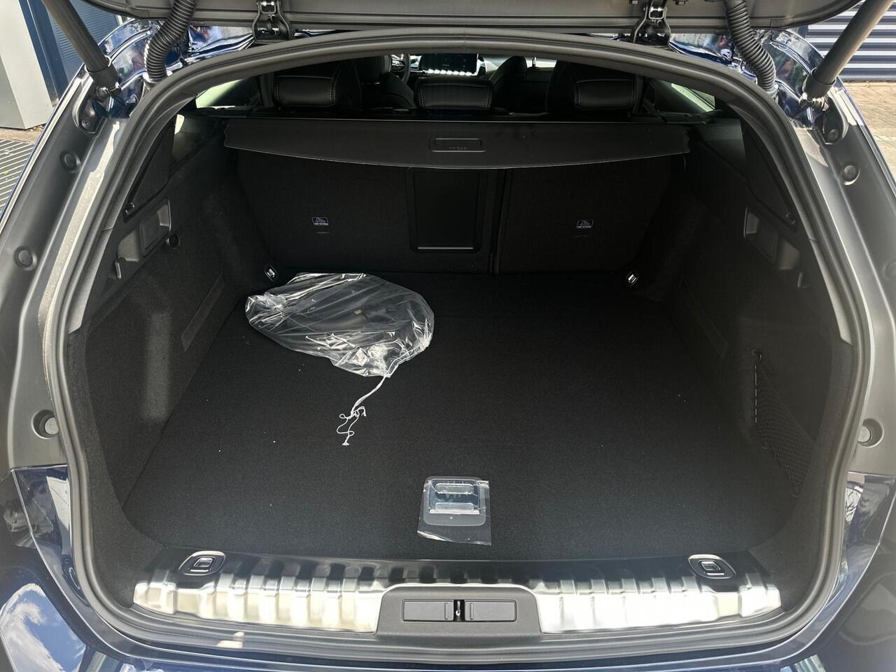 Peugeot 508 SW 1.6 HYbrid 180 Allure | Stoelmassage/-verwarming/-bediening + geheugen | NAPPA Leer | Adaptive Cruise Control | Trekhaak | Elektrische kofferbak |