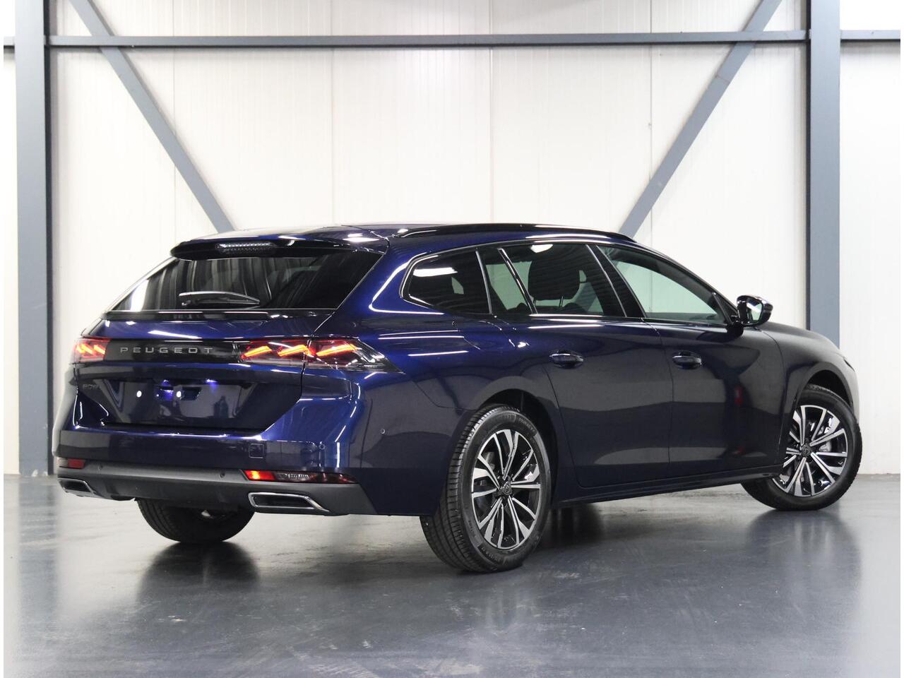 Peugeot 508 SW 1.2 130PK GT | Inclusief ¤7.964,27 korting! | Keyless | Camera | AppleCarPlay/AndroidAuto | Verwarmde Voorstoelen | Navigatie | ClimateControl |