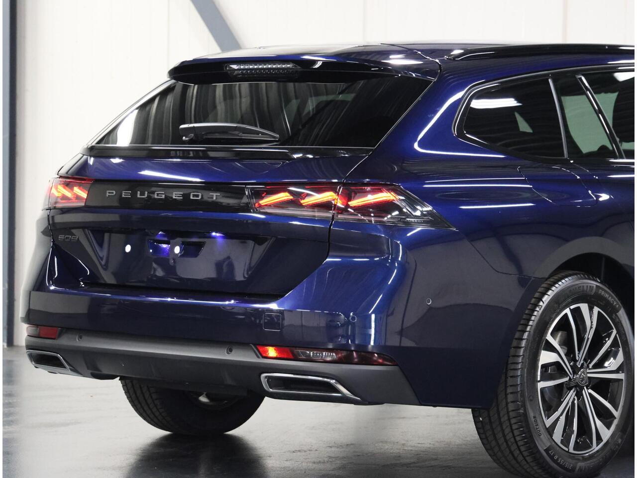 Peugeot 508 SW 1.2 130PK GT | Inclusief ¤7.964,27 korting! | Keyless | Camera | AppleCarPlay/AndroidAuto | Verwarmde Voorstoelen | Navigatie | ClimateControl |