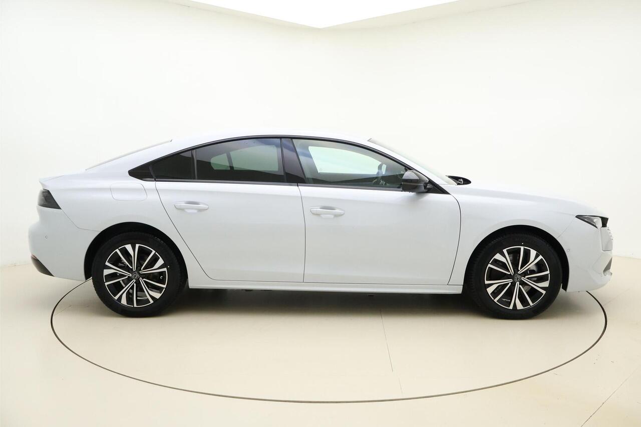 Peugeot 508 1.6 HYbrid 180 e-EAT8 Allure Avantage | NIEUW | Nieuwprijs: ¤ 53.037 | tot 68km elektrisch WLTP | AGR Comfortstoelen | Stoelverwarming | Elektr. achterklep | Achteruitrijcamera | Adaptieve Cruise Control