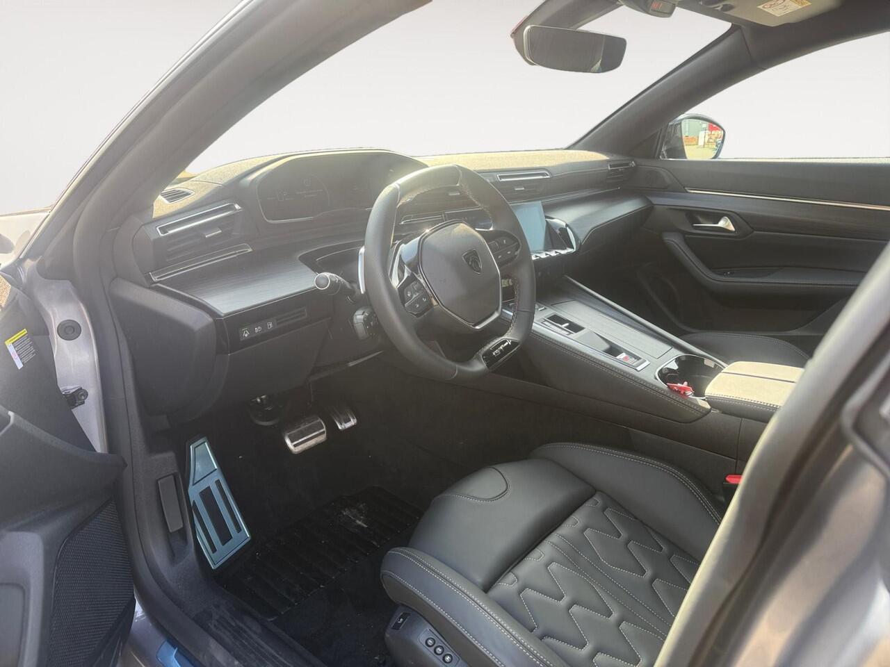 Peugeot 508 SW 1.6 HYbrid 225 GT | 71KM!! | Automaat | Camera | Dodehoek Detectie | Apple Carplay/Android Auto | Climate Control | Adaptief Cruise Control |