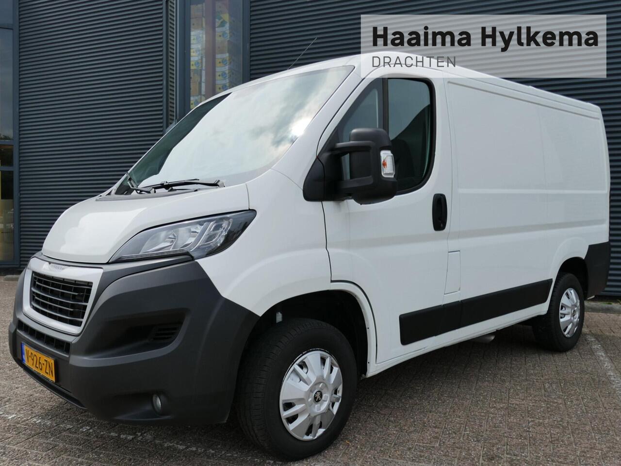 Peugeot BOXER 330 2.0 BlueHDI L1H1 Premium Pack 130pk | Navigatie | Camera | Cruise Control | Laadruimte betimmering