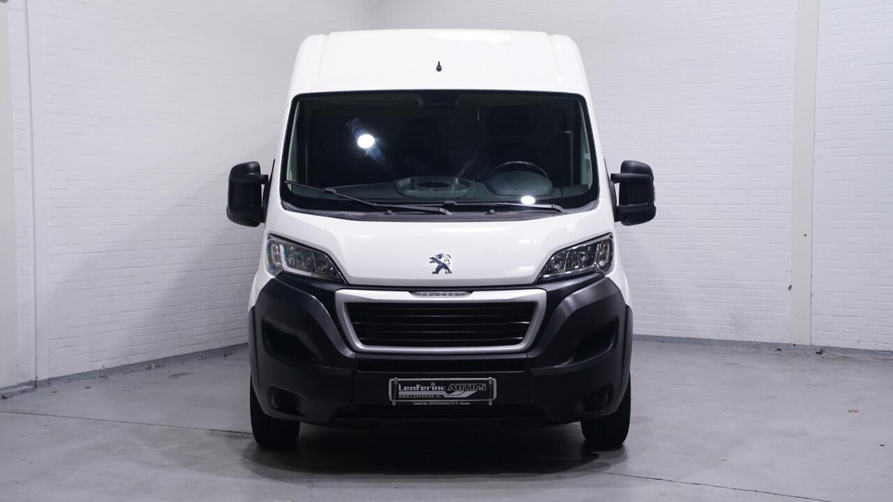 Peugeot BOXER 2.0 BlueHDI 130 pk L2H2 Premium Airco Cruise Control, Laadruimte Pakket, Multistuur, 3-Zits