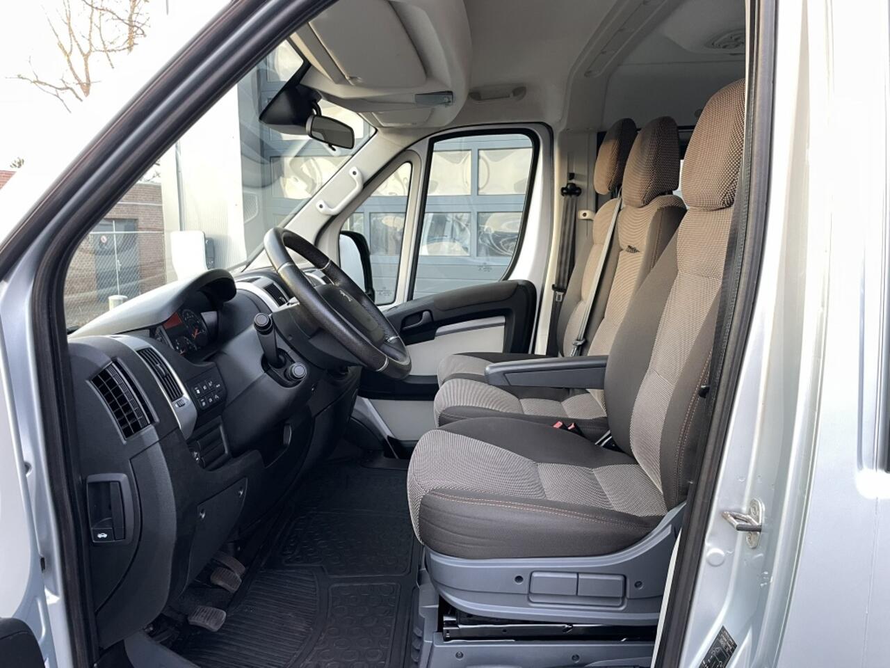 Peugeot BOXER 2.2 BlueHDI 140PK 9-Persoons | excl. BTW