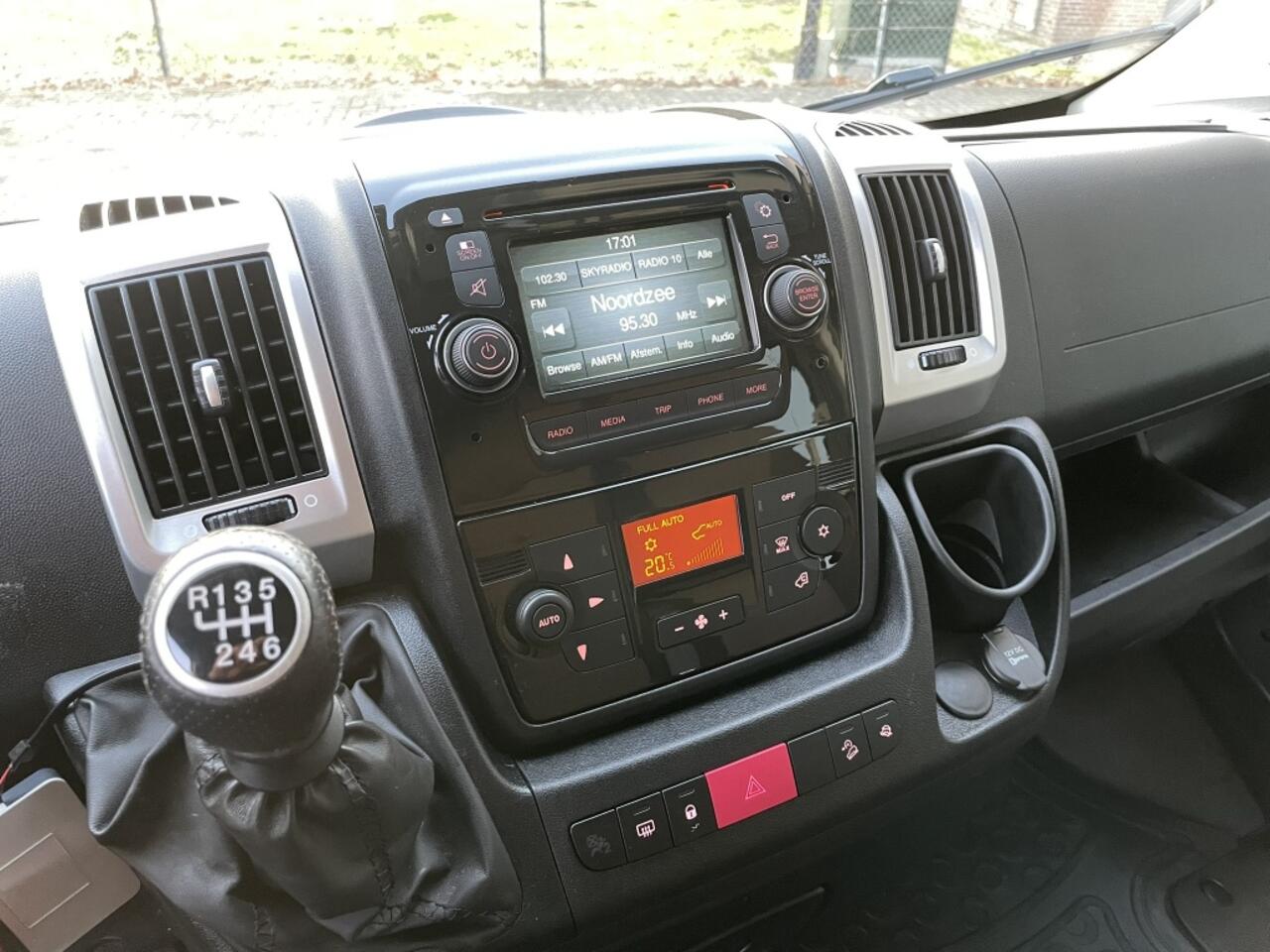 Peugeot BOXER 2.2 BlueHDI 140PK 9-Persoons | excl. BTW