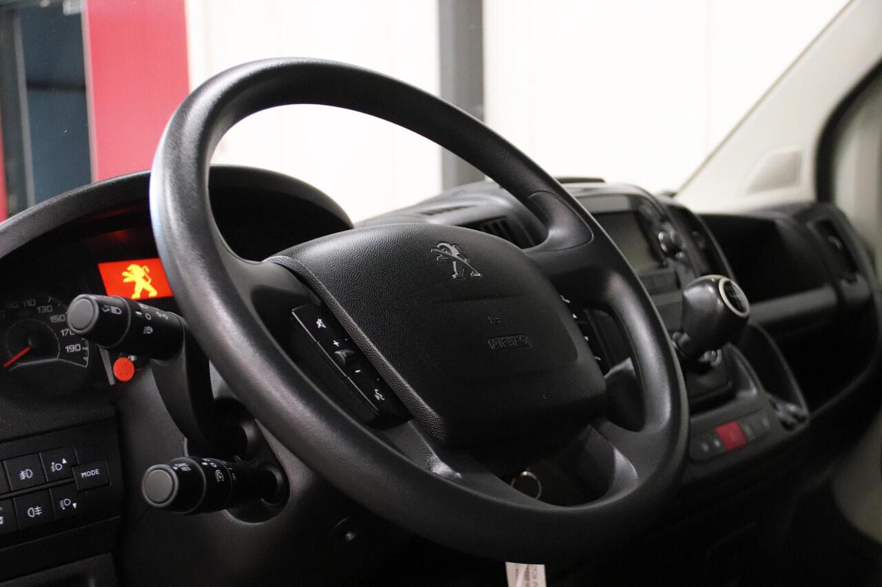 Peugeot BOXER 2.2 BlueHDi 140 L4H3 ACHTERUITRIJCAMERA