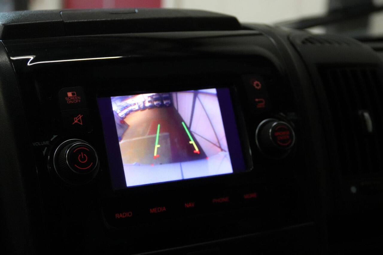 Peugeot BOXER 2.2 BlueHDi 140PK L4H3 AIRCO CRUISE CONTROL