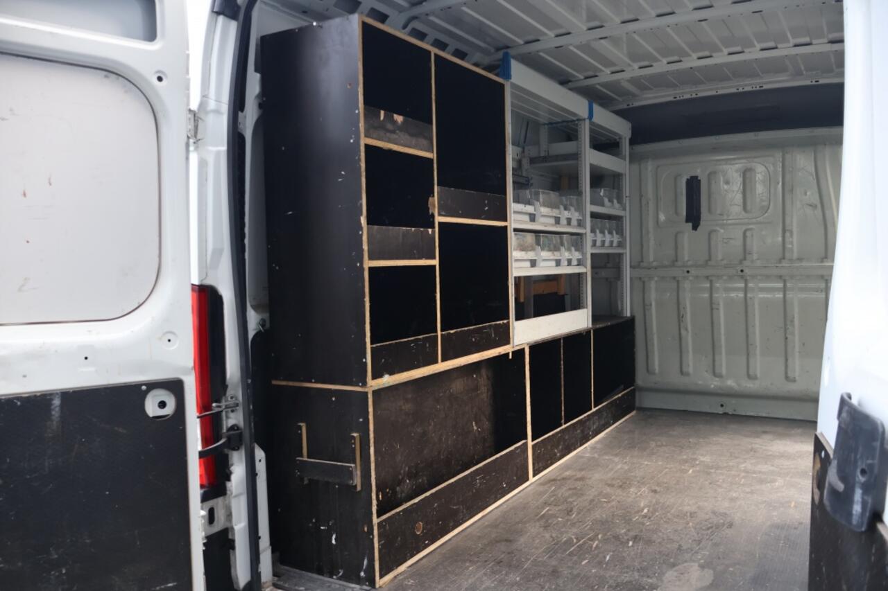 Peugeot BOXER 330 2.2 HDI L2H2 140pk | Trekhaak | Camera | Airco | Bluetooth