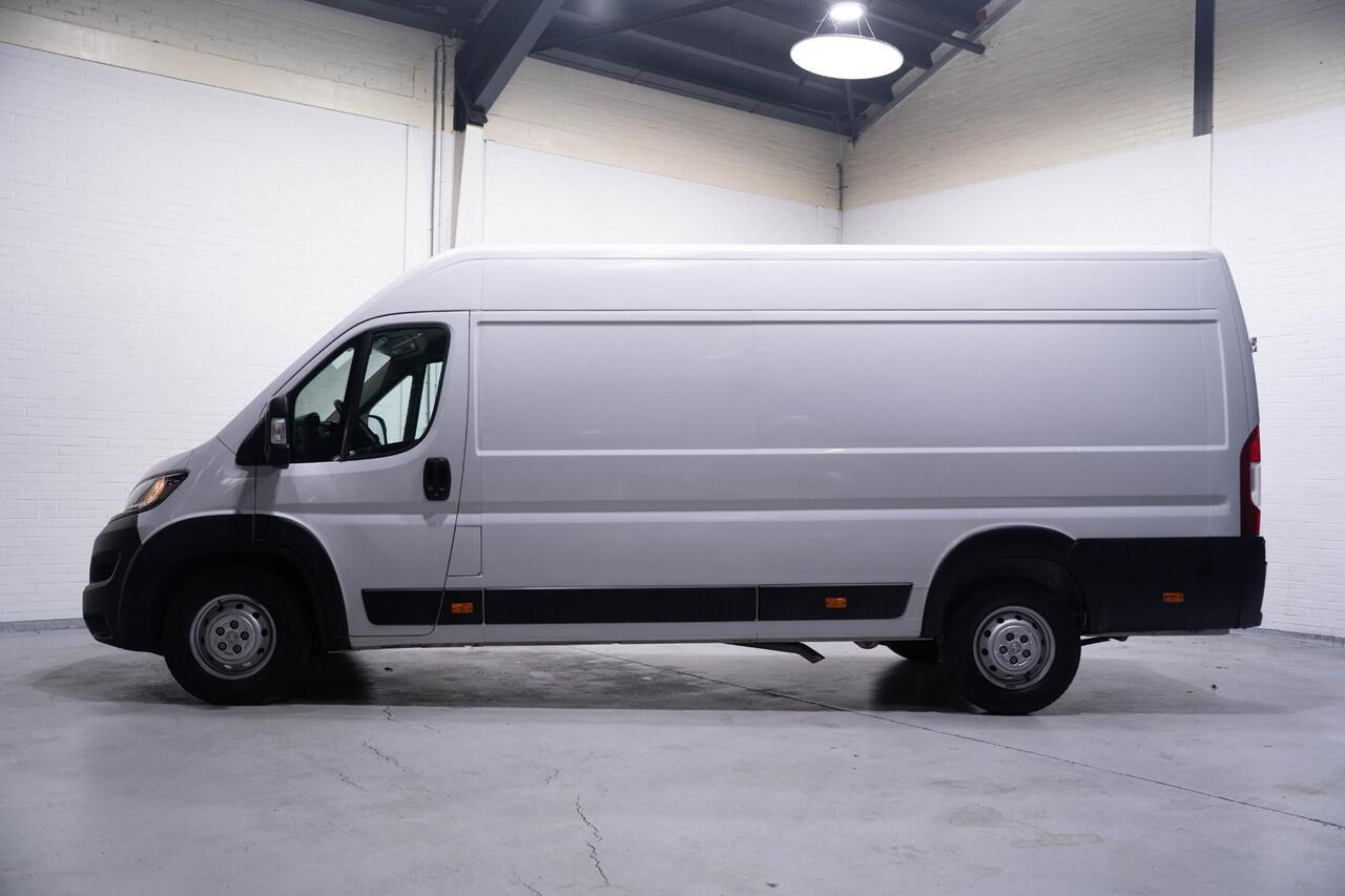 Peugeot BOXER 2.2 BlueHDi 165 pk L4H2 Navi, Camera Laadruimte Pakket, PDC achter, 3-Zits