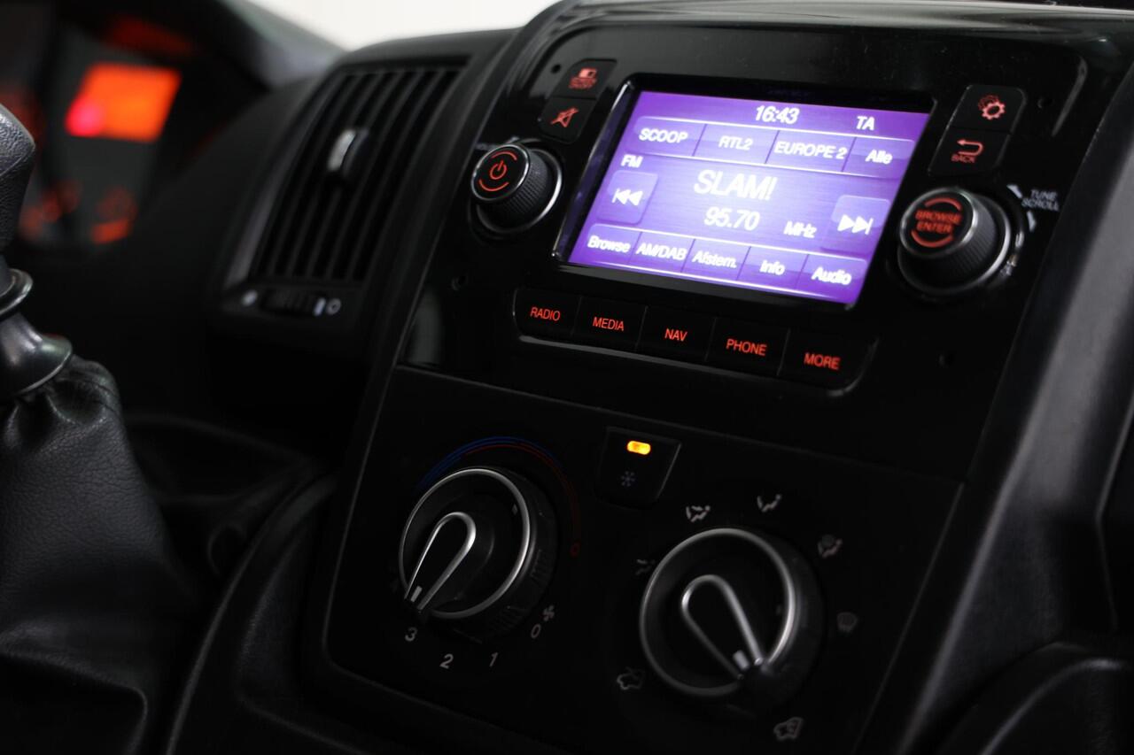 Peugeot BOXER 435 2.2 BlueHDi 140PK L4H2