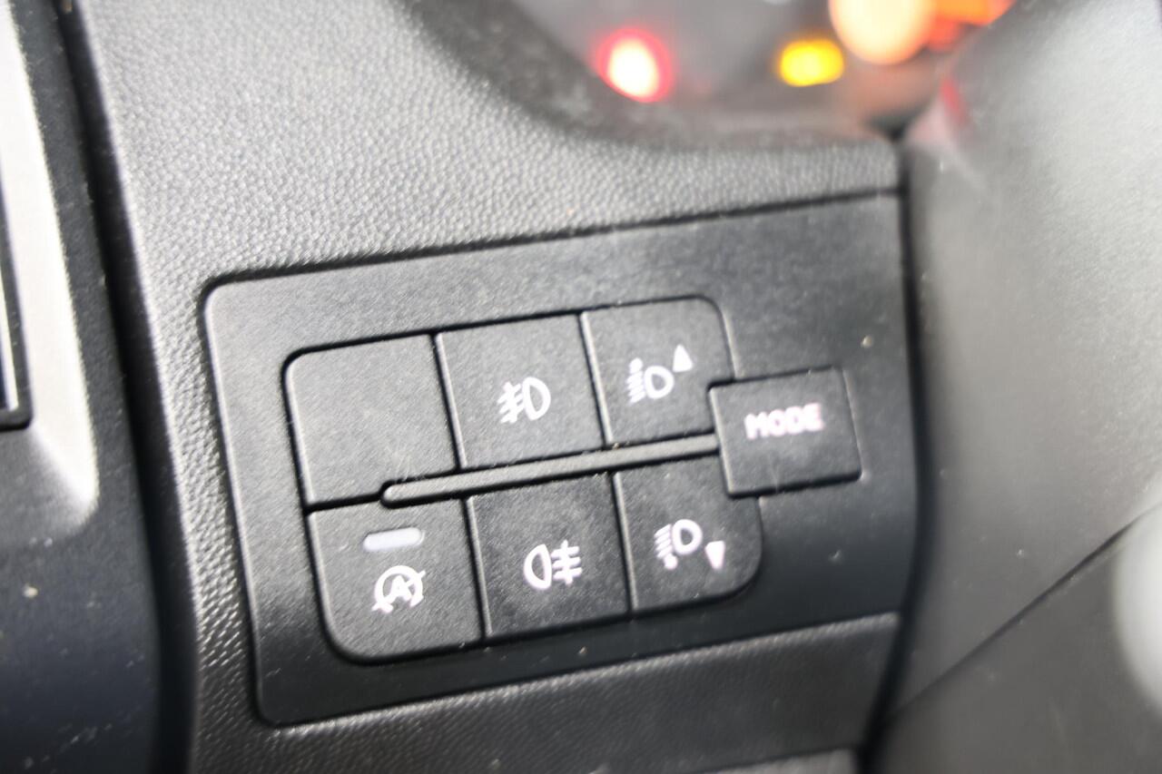 Peugeot BOXER 2.2 BlueHDi 140PK L4H3