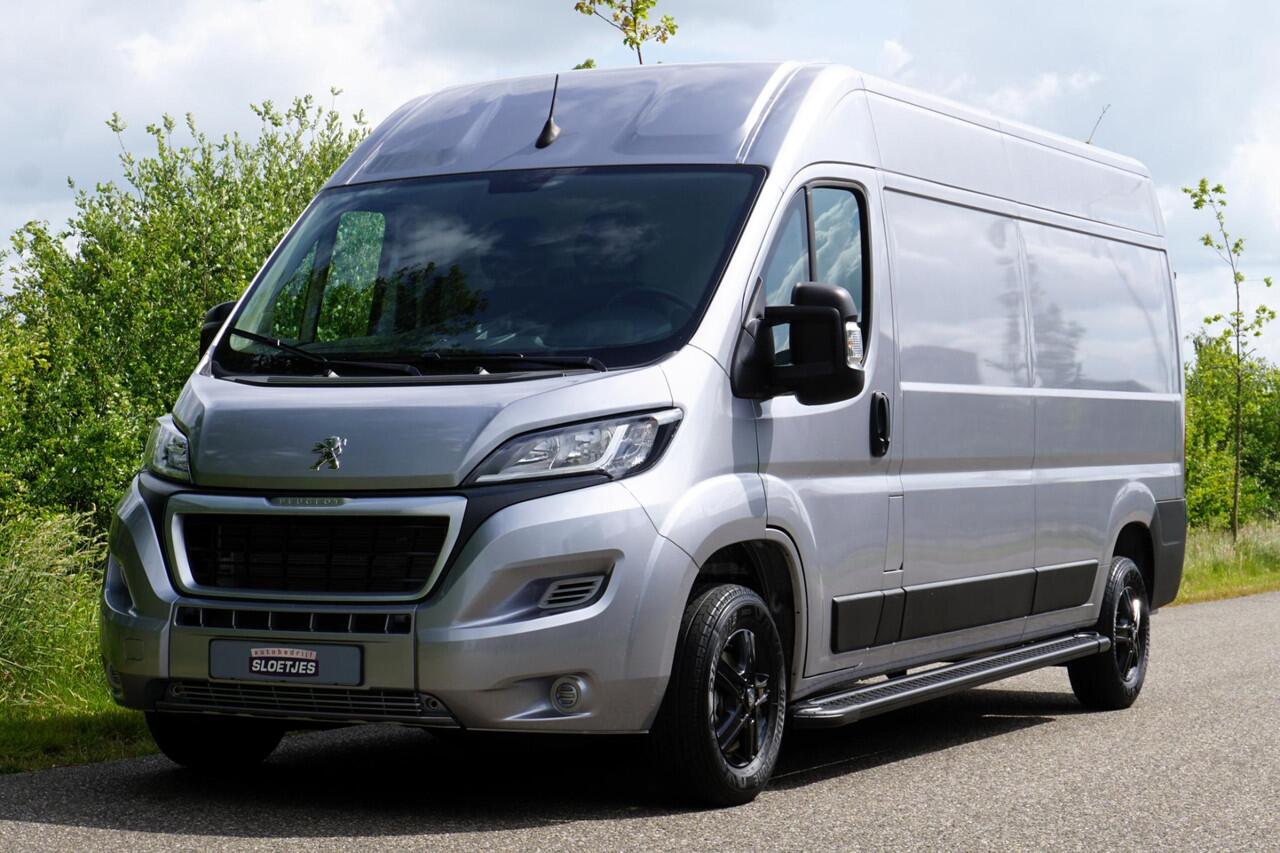 Peugeot BOXER 2.2 BlueHDi 140 L3H2 3.5t BPM voordeel |Nieuw |Airco |Carplay |Cruise |Camera |Parkeersensoren |3500 KG |140 pk |Metallic |Android auto |Bluetooth |Elektrisch verstelbare ramen en spiegels