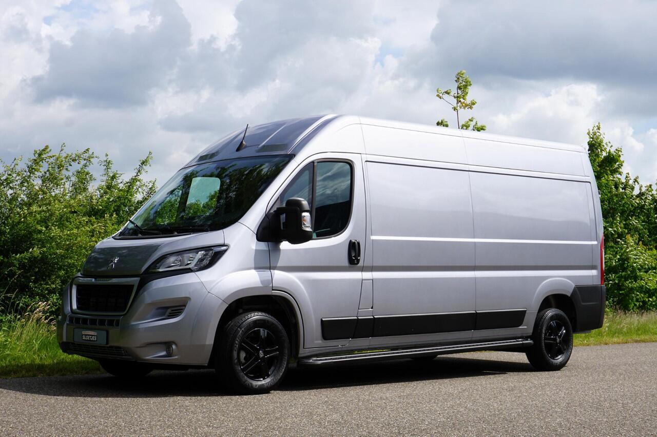 Peugeot BOXER 2.2 BlueHDi 140 L3H2 3.5t BPM voordeel |Nieuw |Airco |Carplay |Cruise |Camera |Parkeersensoren |3500 KG |140 pk |Metallic |Android auto |Bluetooth |Elektrisch verstelbare ramen en spiegels