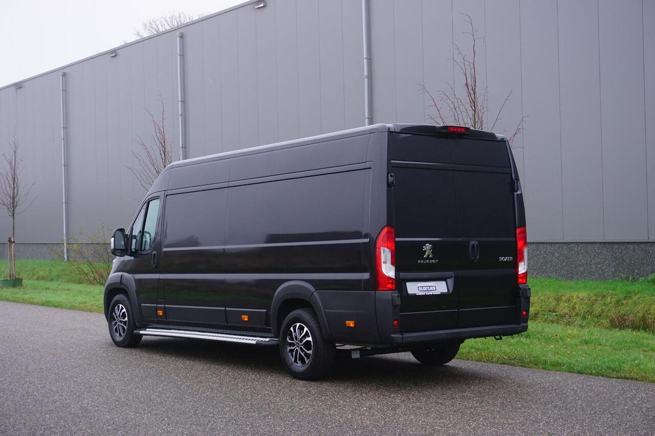 Peugeot BOXER 2.2 BlueHDi 165 L4H2 Zwaar 3.5t 2 stoelen |2e airbag |BPM voordeel |165 pk |Metallic |Carplay |Android auto |Climate control |Camera |Cruise control |Bluetooth |Navi |Parkeersensoren