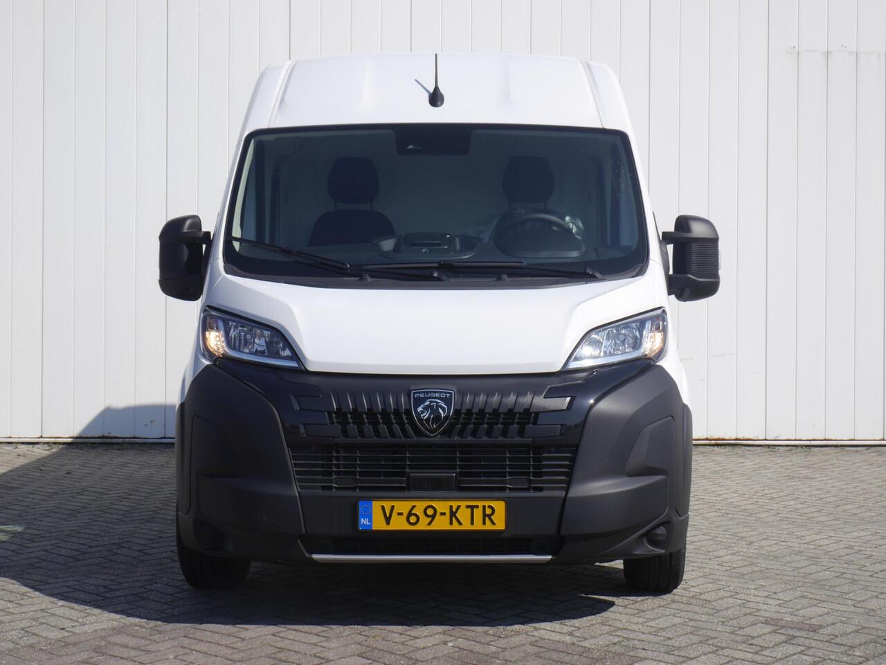 Peugeot BOXER 2.2 BlueHDi L2H2 3.0t 120 Pk | VOORRAAD AUTO | 2-Zits | Cruise Control | Airco | Camera Achter | USB aansluiting