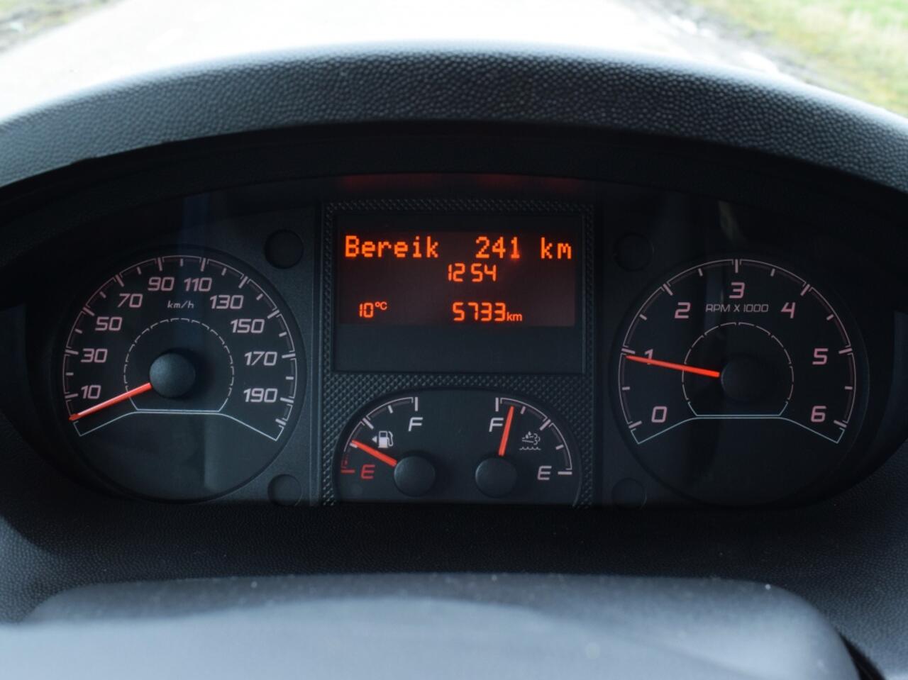 Peugeot BOXER 2.2 HDi (120 pk) L2H2 | Fabrieksgarantie o Nederlandse Auto