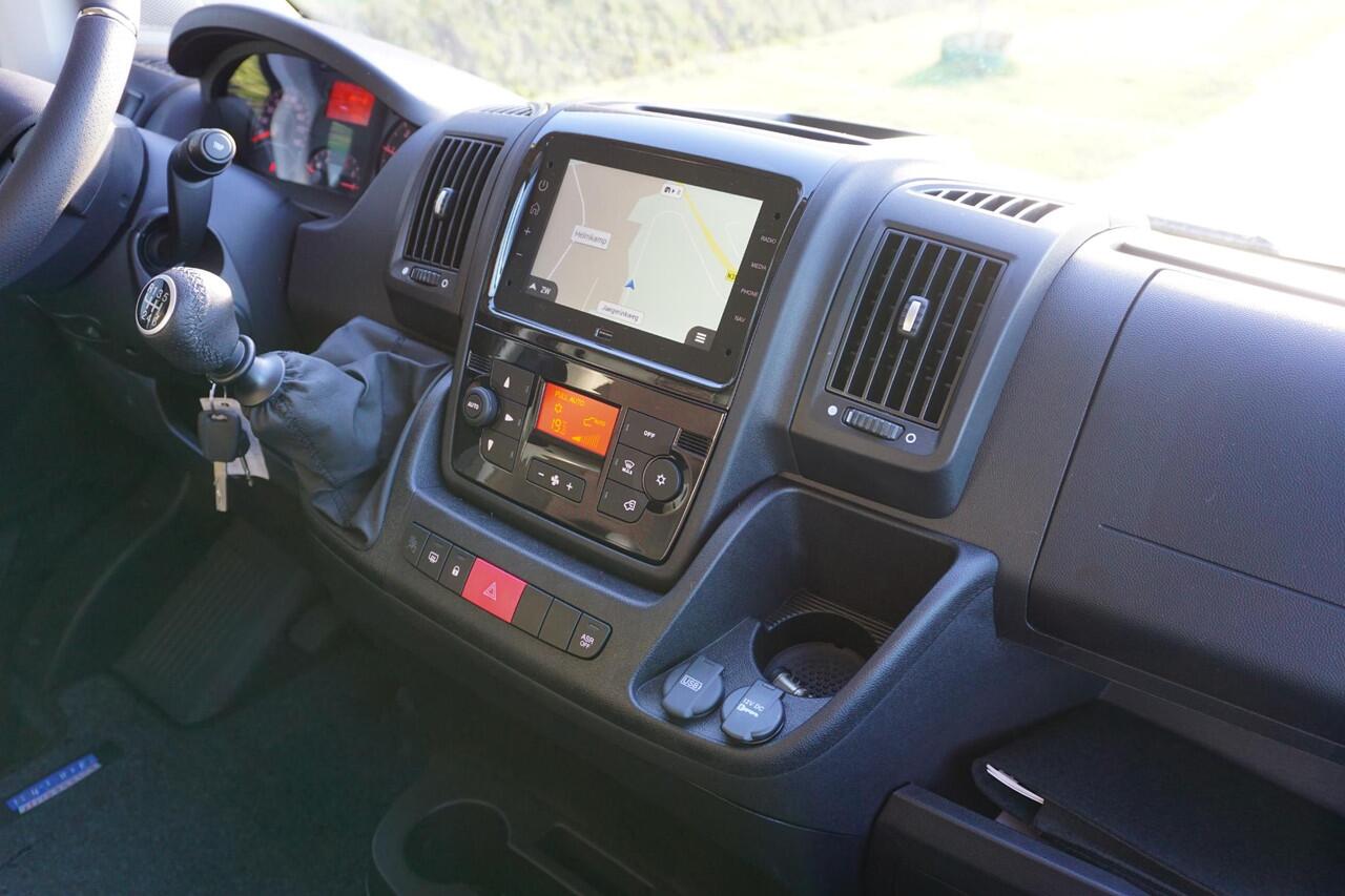 Peugeot BOXER 2.2 BlueHDi 165 L2H2 3.5t in Nieuwstaat |165 pk |Camera |Cruise |Navi |Climate |Geveerde stoel |Carplay |3500 KG |EURO6D |2e airbag