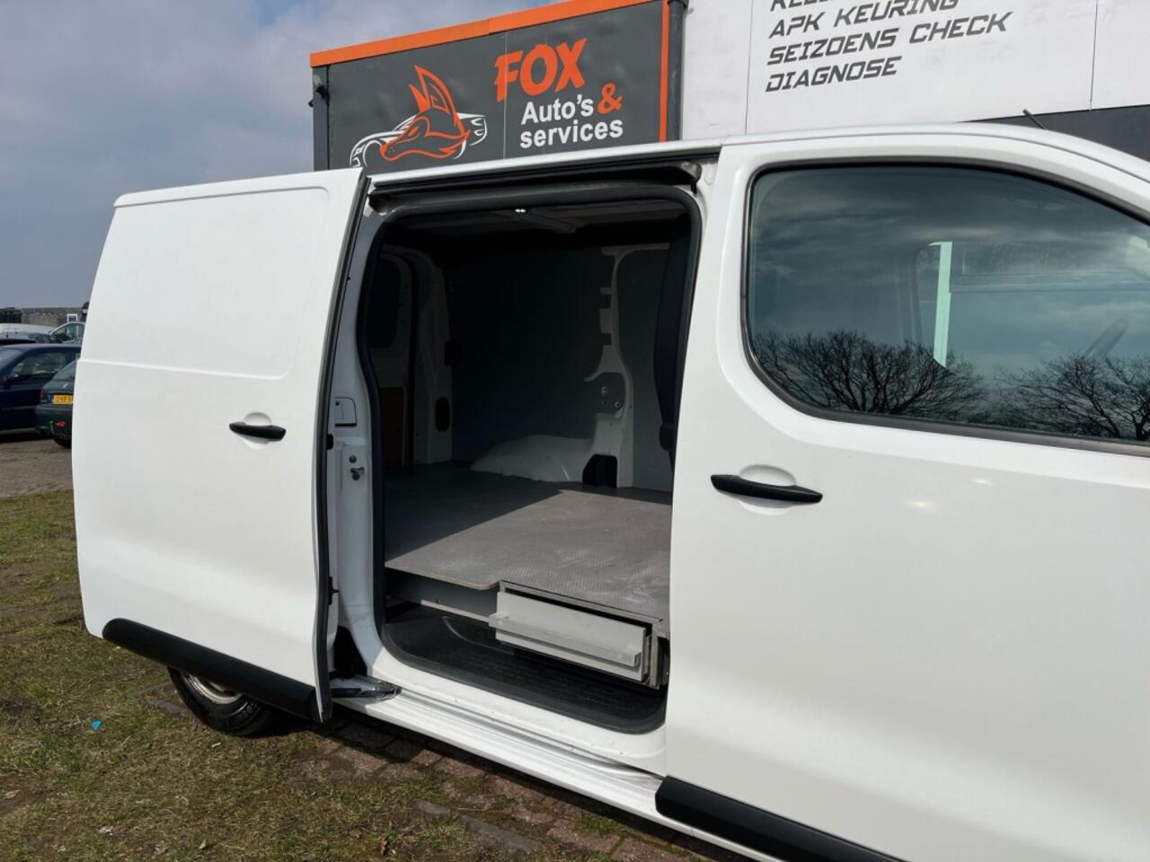 Peugeot EXPERT 226S 1.6BlueHDI95Pre