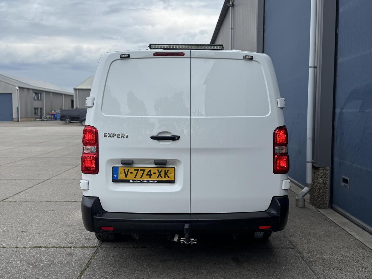 Peugeot EXPERT 231L 2.0 BlueHDI 180 Premium AUTOMAAT / CRUISE CONTROLE / AIRCO / L3H1