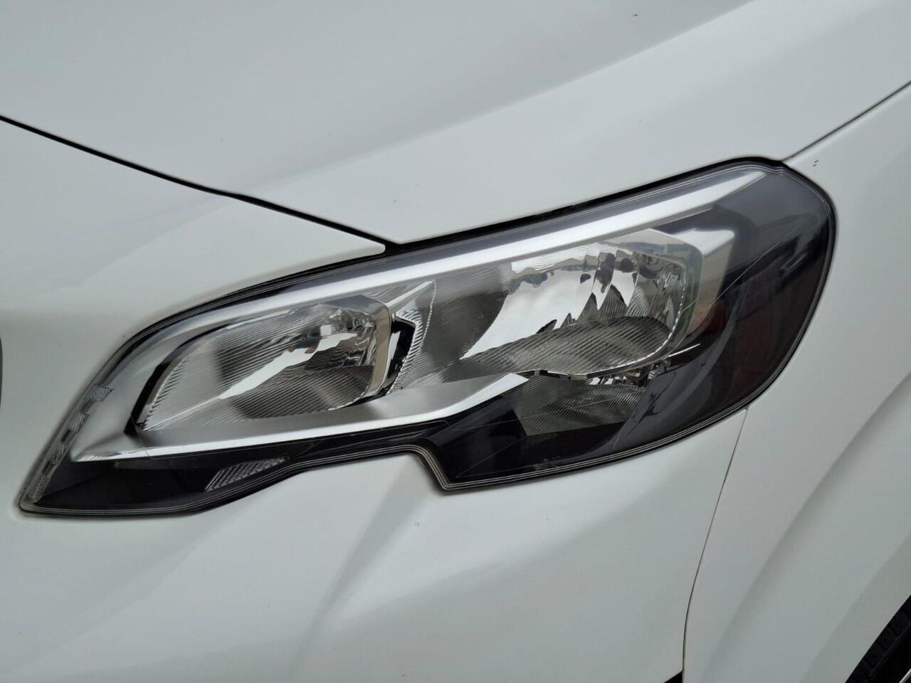 Peugeot EXPERT 231L 2.0 BlueHDI 180 Premium AUTOMAAT / AIRCO / CRUISE CONTROLE / TREKHAAK / L3H1