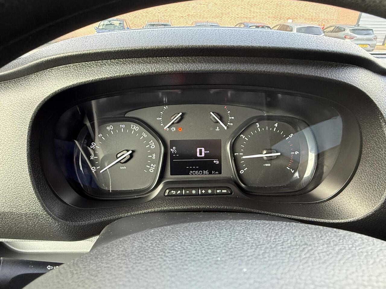 Peugeot EXPERT 2.0 BlueHDI 150 Long Premium DC Dubbele Cabine, NAVI APPLE CARPLAY