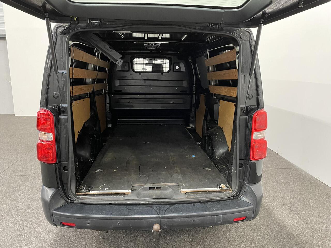 Peugeot EXPERT 231L 2.0 BlueHDI 120 Premium Airco Cruise Control Trekhaak Elektrische schuifdeur Navi