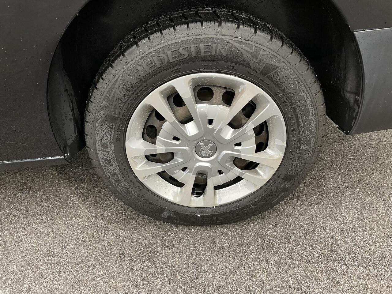 Peugeot EXPERT 231L 2.0 BlueHDI 120 Premium Airco Cruise Control Trekhaak Elektrische schuifdeur Navi