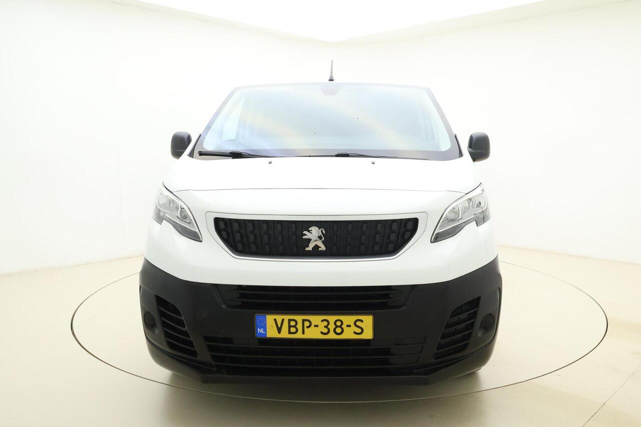 Peugeot EXPERT 2.0 BlueHDI Long Premium DC 120 PK | Handgeschakeld | 6-Zits | Trekhaak | Glaslook panelen | Airco | Navigatie | Cruise Control | Dealer onderhouden