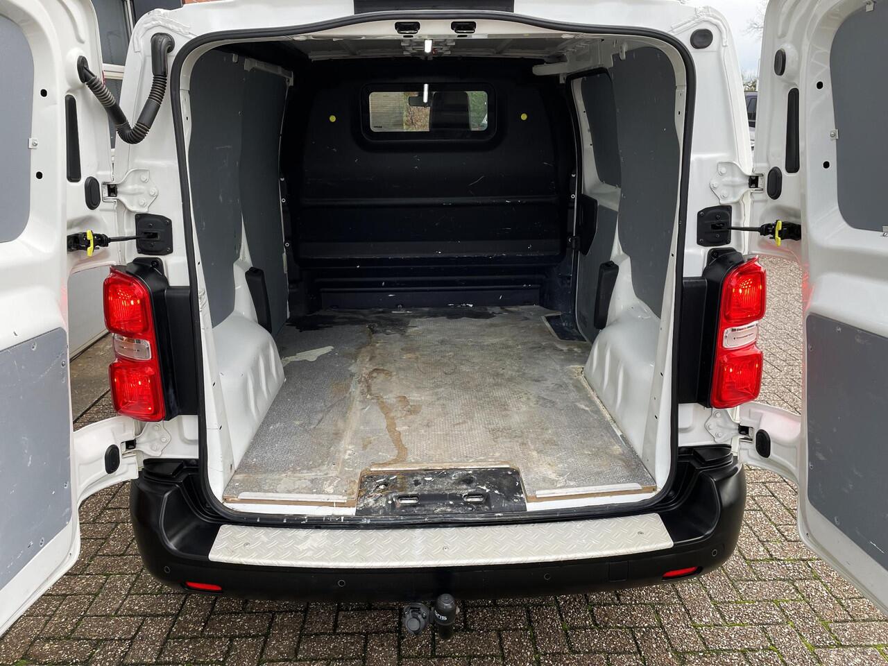 Peugeot EXPERT 1.5 BlueHDI 100 Compact Premium