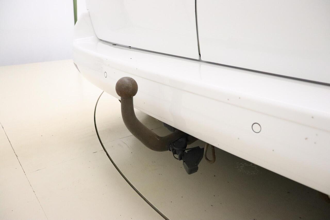 Peugeot EXPERT 2.0 BlueHDI Standard Asphalt 180 PK | Automaat | Trekhaak | 2-zits | Stoelverwarming | Navigatie | Cruise Control | Head Up Display | Lederen stuurwiel | 1e eigenaar