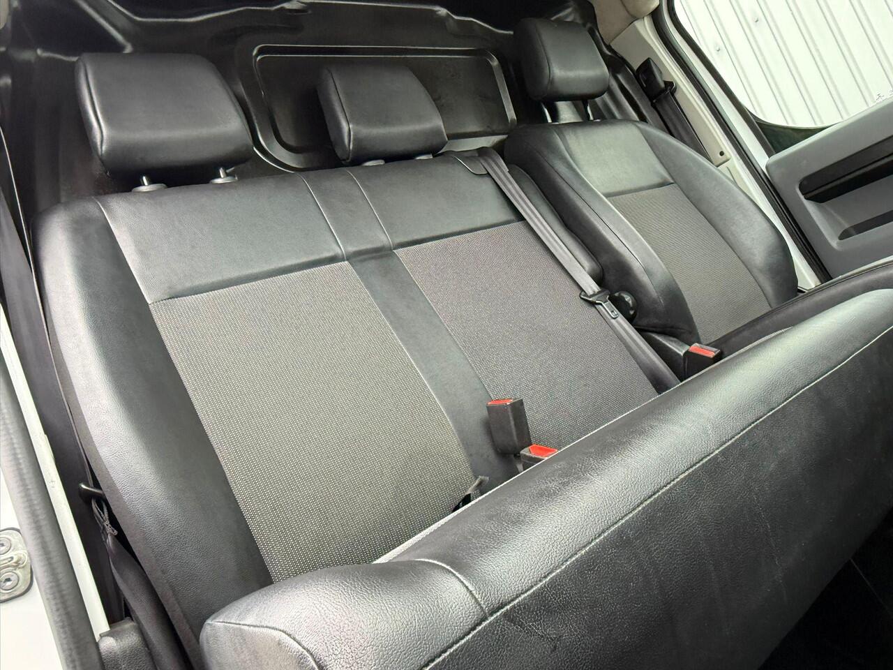 Peugeot EXPERT 1.5 BlueHDI 100 Premium*A/C*3PERS*HAAK*CRUISE*