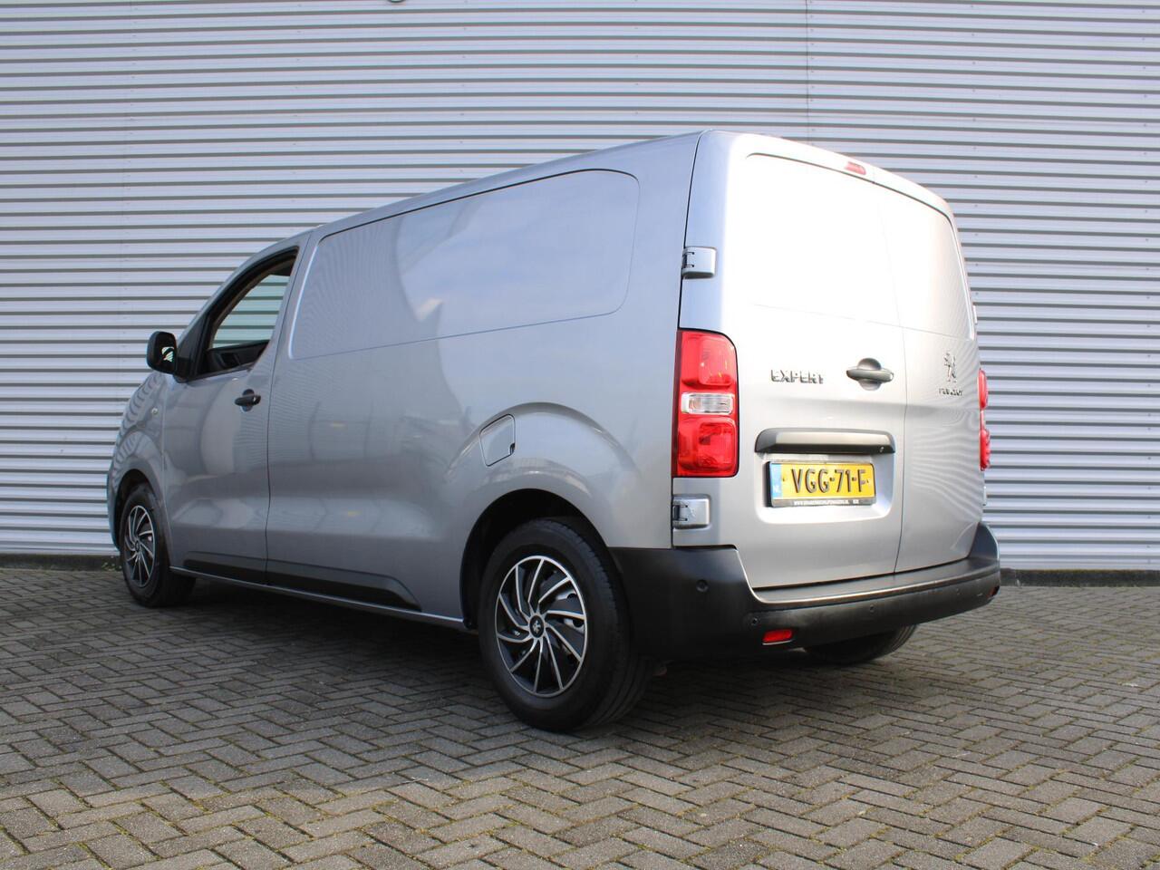 Peugeot EXPERT 1.5 BlueHDI 100 Standard Premium | Camera | Betonplex | Cruise | Navi | Carplay | Dodehoek detectie | Parkeersensor v+a | Airco |