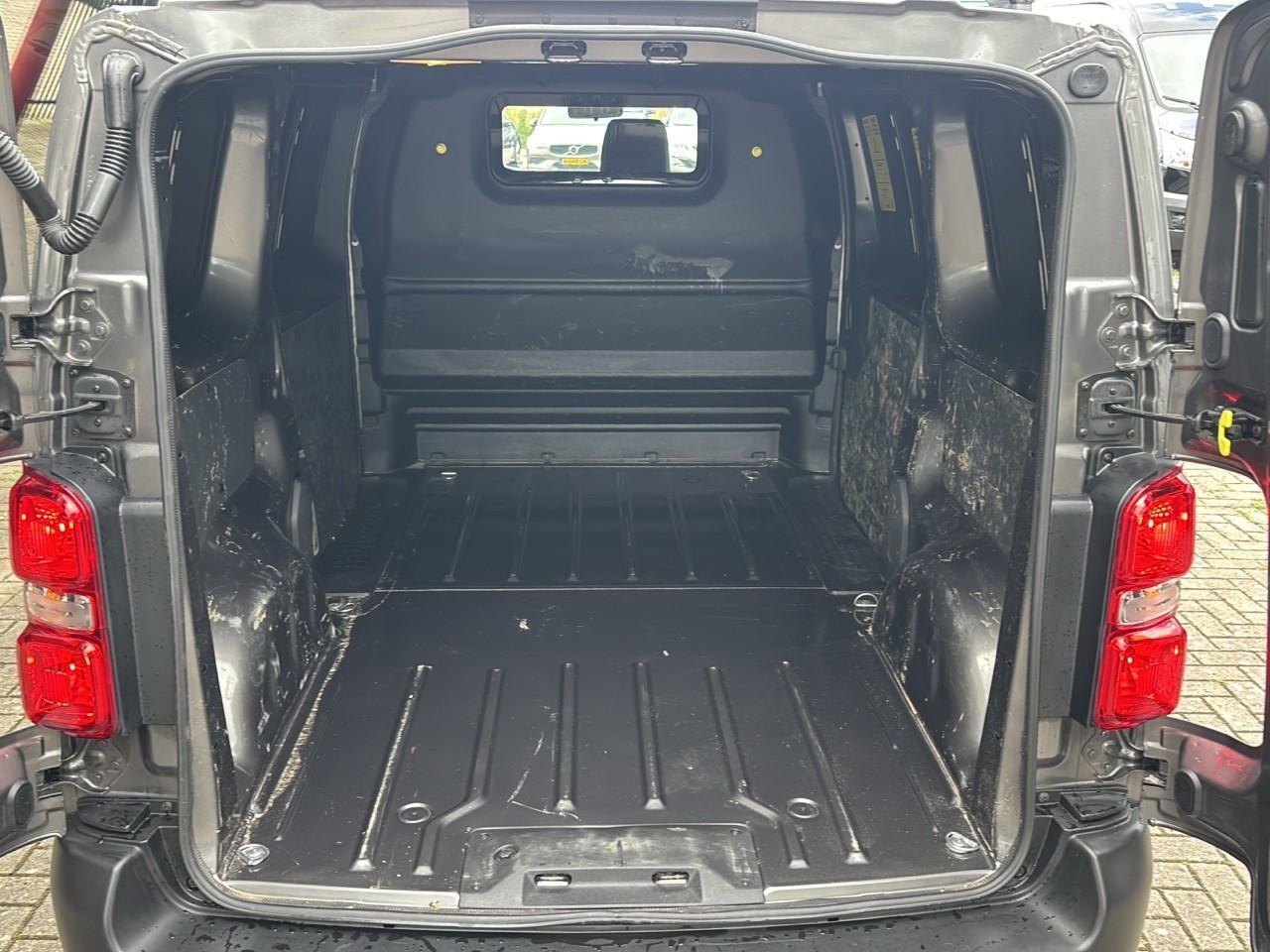 Peugeot EXPERT 2.0 BlueHDI 120 AC CRUISE NAVIGATIE TREKHAAK