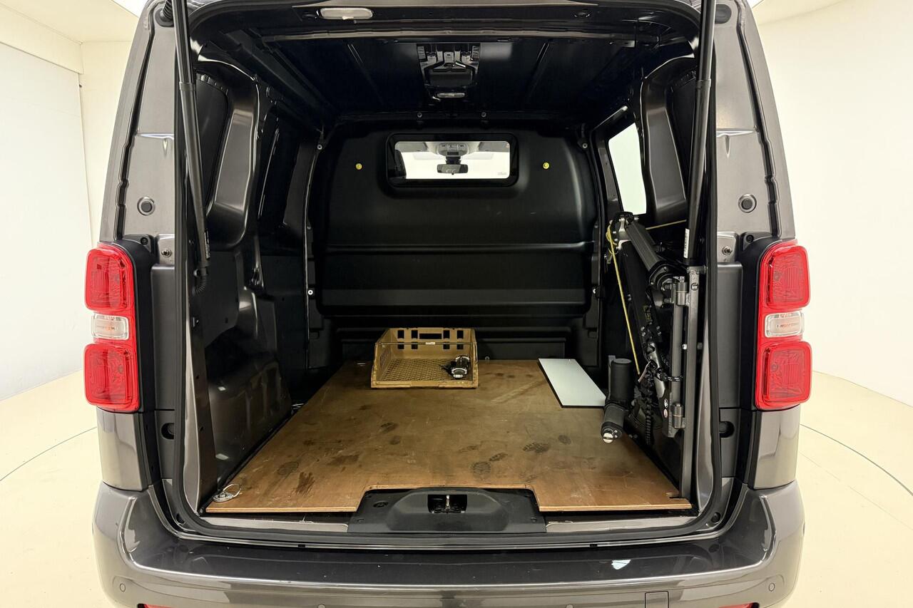 Peugeot EXPERT 2.0HDI 180pk Automaat Compact | Rolstoeltakel | Elektr. achterklep | Navigatie | Lage KM stand | Cruise adaptief