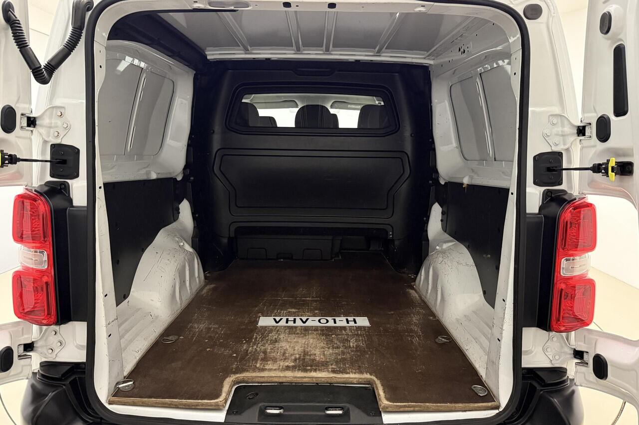 Peugeot EXPERT 2.0 BlueHDI 120 Long Premium DC | 6-Zits | Trekhaak | Houten Laadvloer | Parkeer Sensoren Achter | Enkele Schuifdeur | Bluetooth |