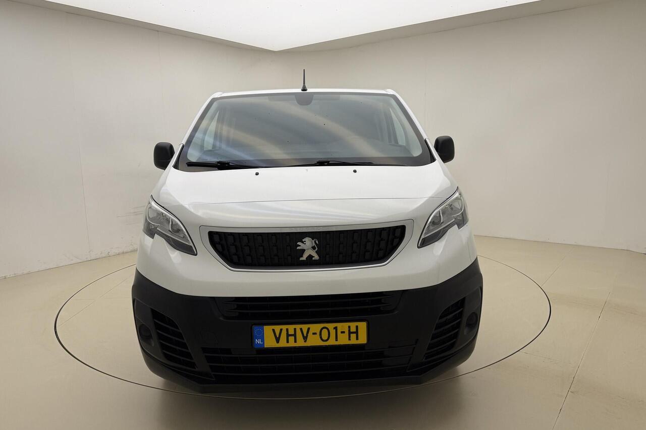 Peugeot EXPERT 2.0 BlueHDI 120 Long Premium DC | 6-Zits | Trekhaak | Houten Laadvloer | Parkeer Sensoren Achter | Enkele Schuifdeur | Bluetooth |