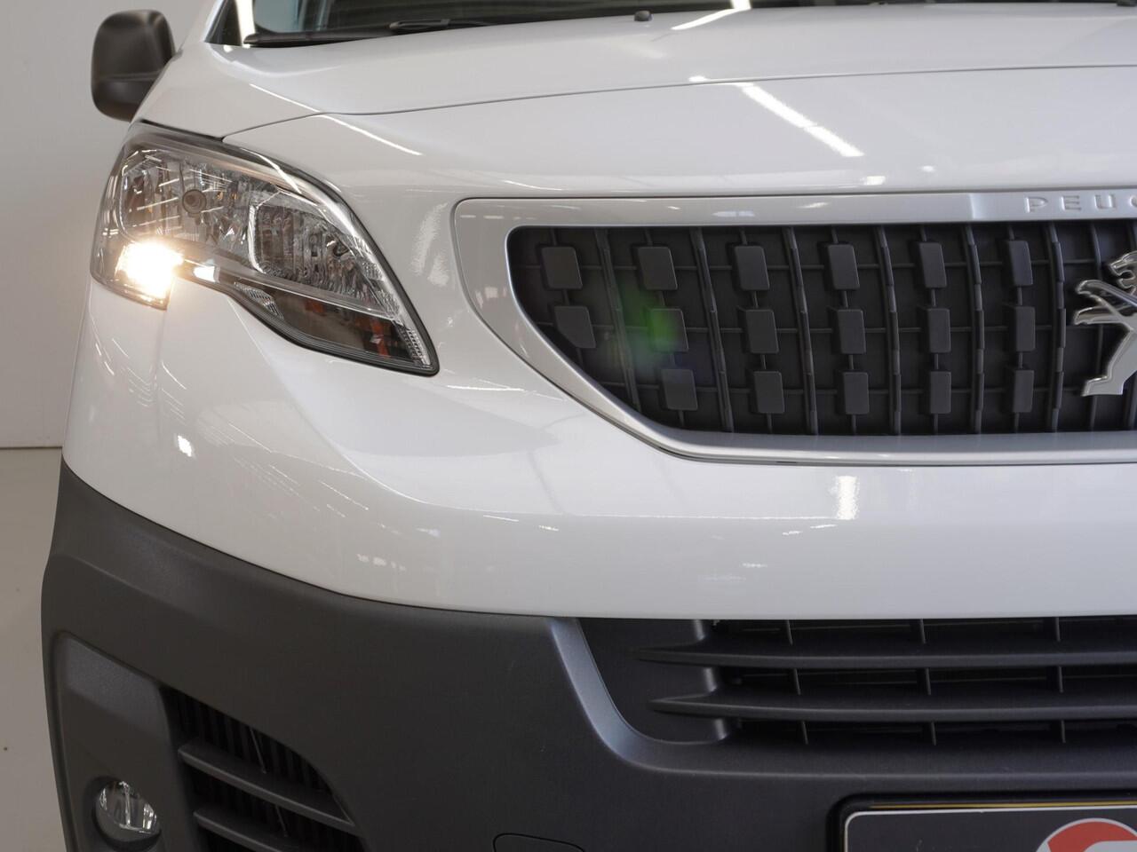 Peugeot EXPERT 2.0 BlueHDI 150 Pk Long Premium | Navi | Blind Spot | Trekhaak | Lichtmetalen velgen | PDC v+a + camera | Rijklaarprijs