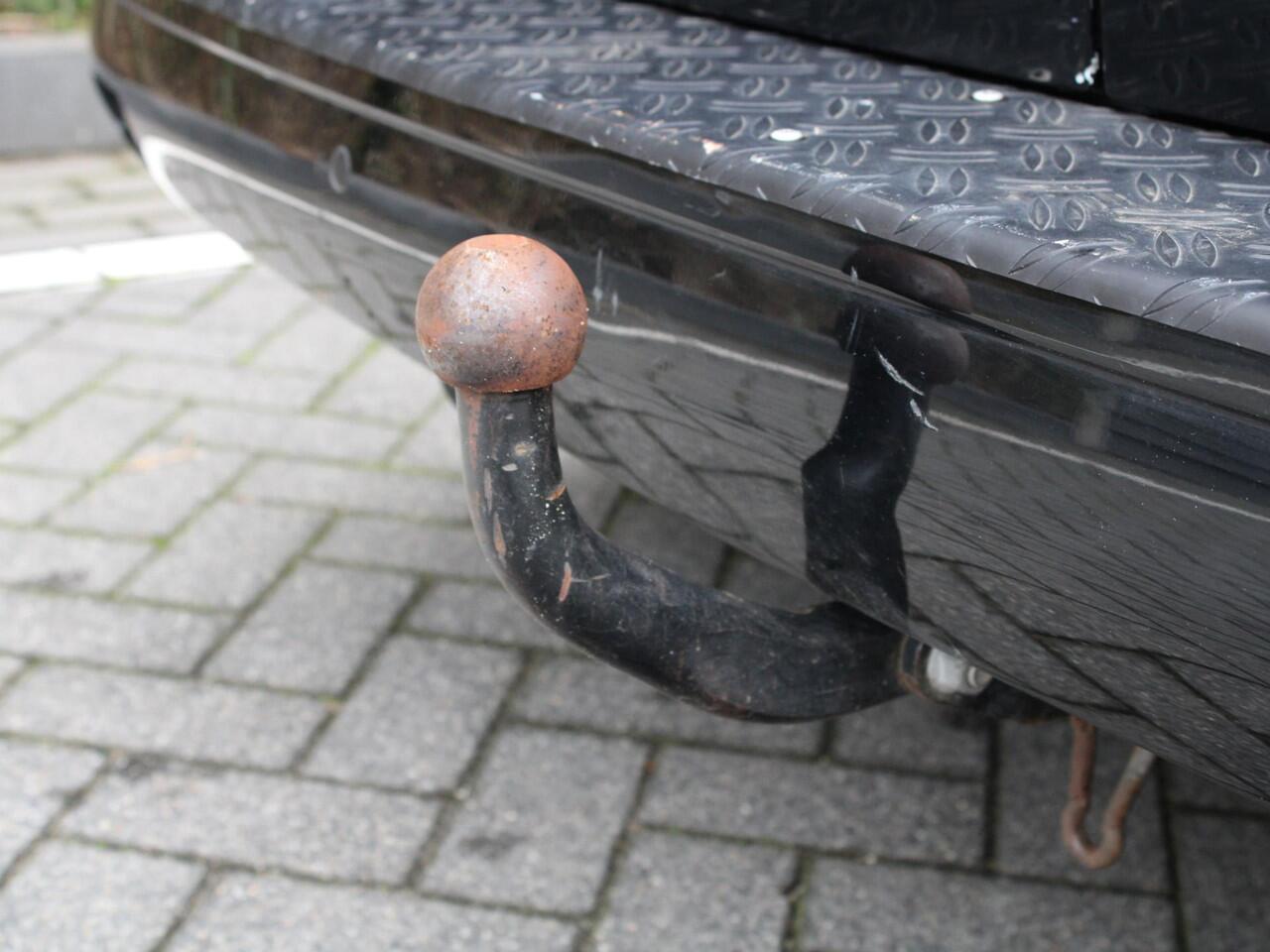 Peugeot EXPERT Standard Asphalt 2.0 BlueHDI 145PK EAT8 Automaat Navigatie, Trekhaak, Achteruitrijcamera, Parkeersensor Achter, Climate Control, Cruise Control, Lederen Bekleding