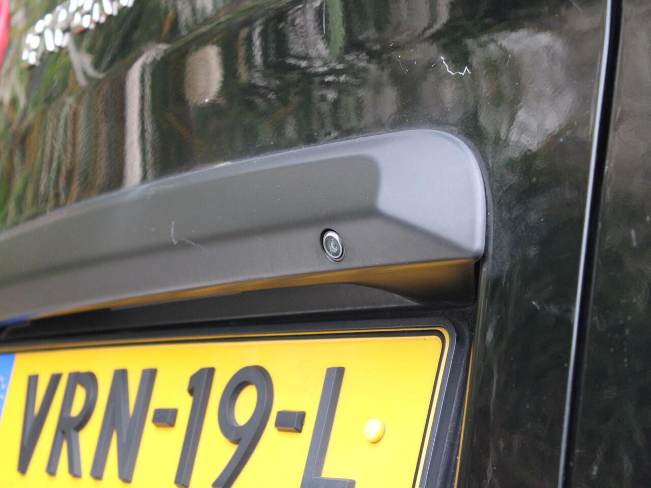 Peugeot EXPERT Standard Asphalt 2.0 BlueHDI 145PK EAT8 Automaat Navigatie, Trekhaak, Achteruitrijcamera, Parkeersensor Achter, Climate Control, Cruise Control, Lederen Bekleding