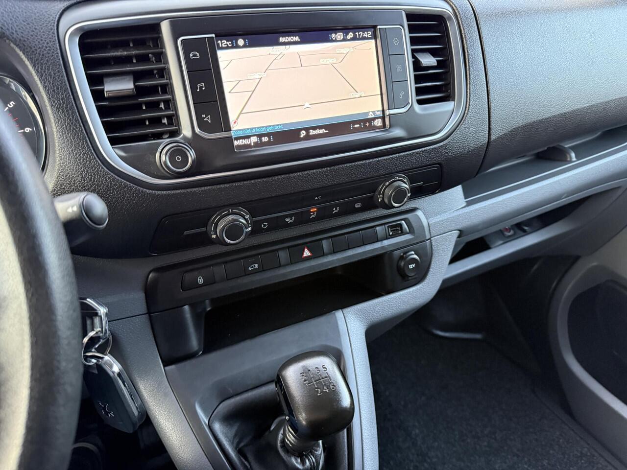 Peugeot EXPERT 2.0 BlueHDI 145 Standard Premium