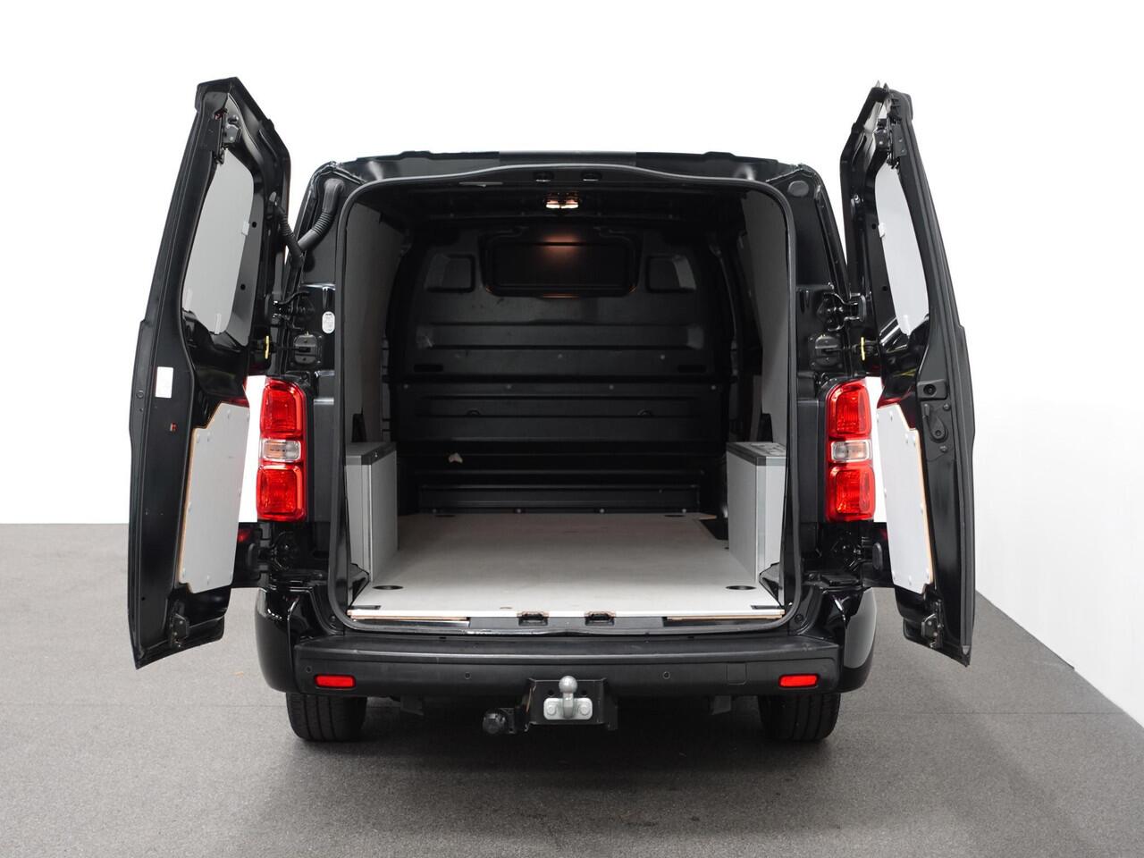 Peugeot EXPERT 2.0 BlueHDI 145PK L3 Automaat Airco Cruise Control Navigatie Sidebars Carplay Trekhaak