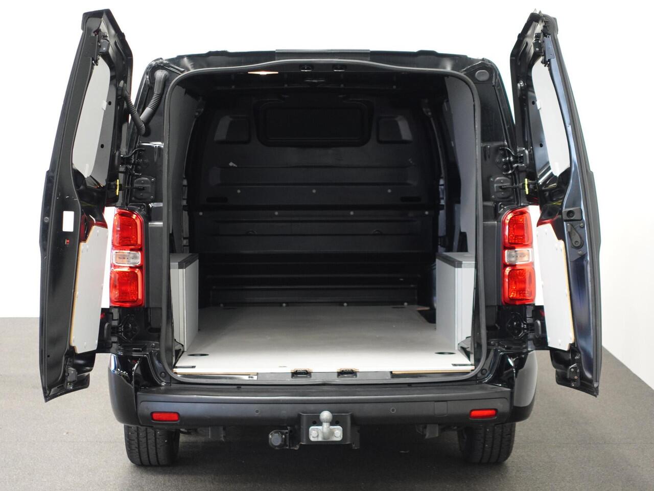 Peugeot EXPERT 2.0 BlueHDI 145PK L3 Automaat Airco Cruise Navigatie Trekhaak Navigatie Sidebars